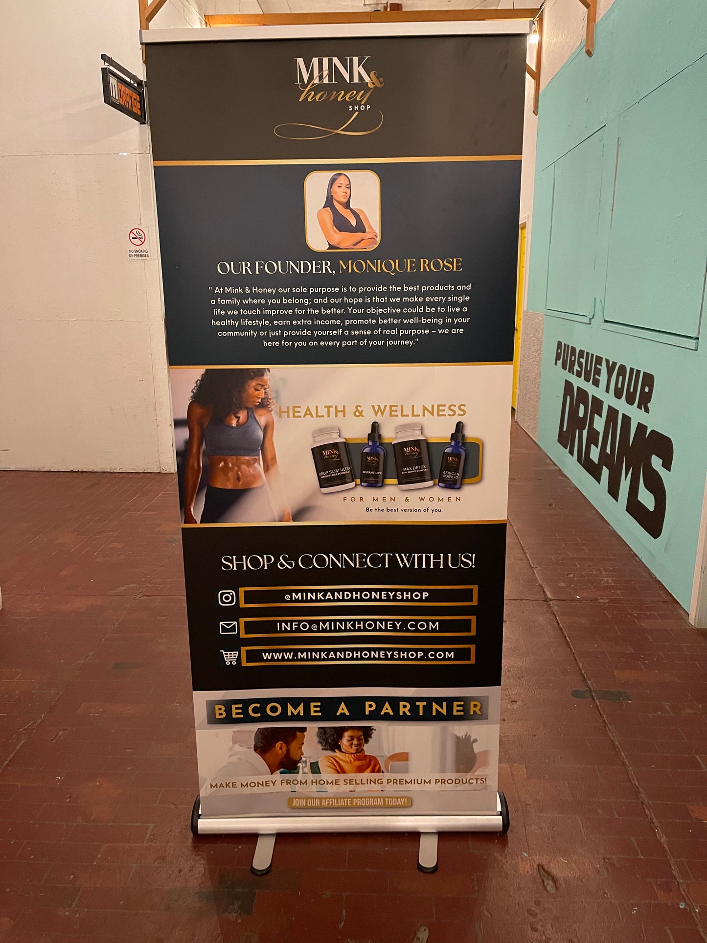 Retractable Banner and Stand